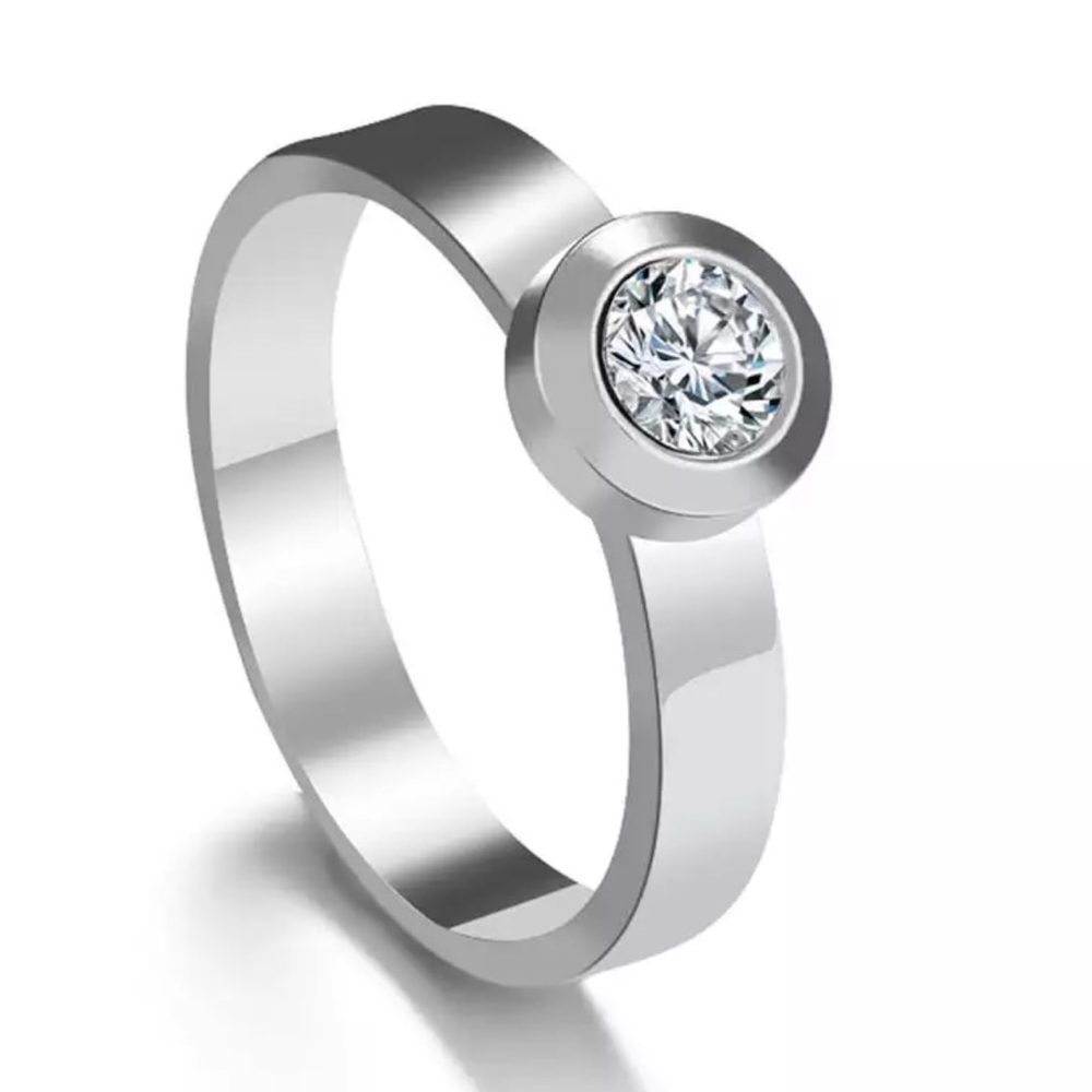 ✨✨NEW Stainless Steel Engagement Ring✨ - Picture 2 of 3